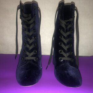 BCBGeneration Purple Faux Suede Mini Lace Up Boot Size 7.5B